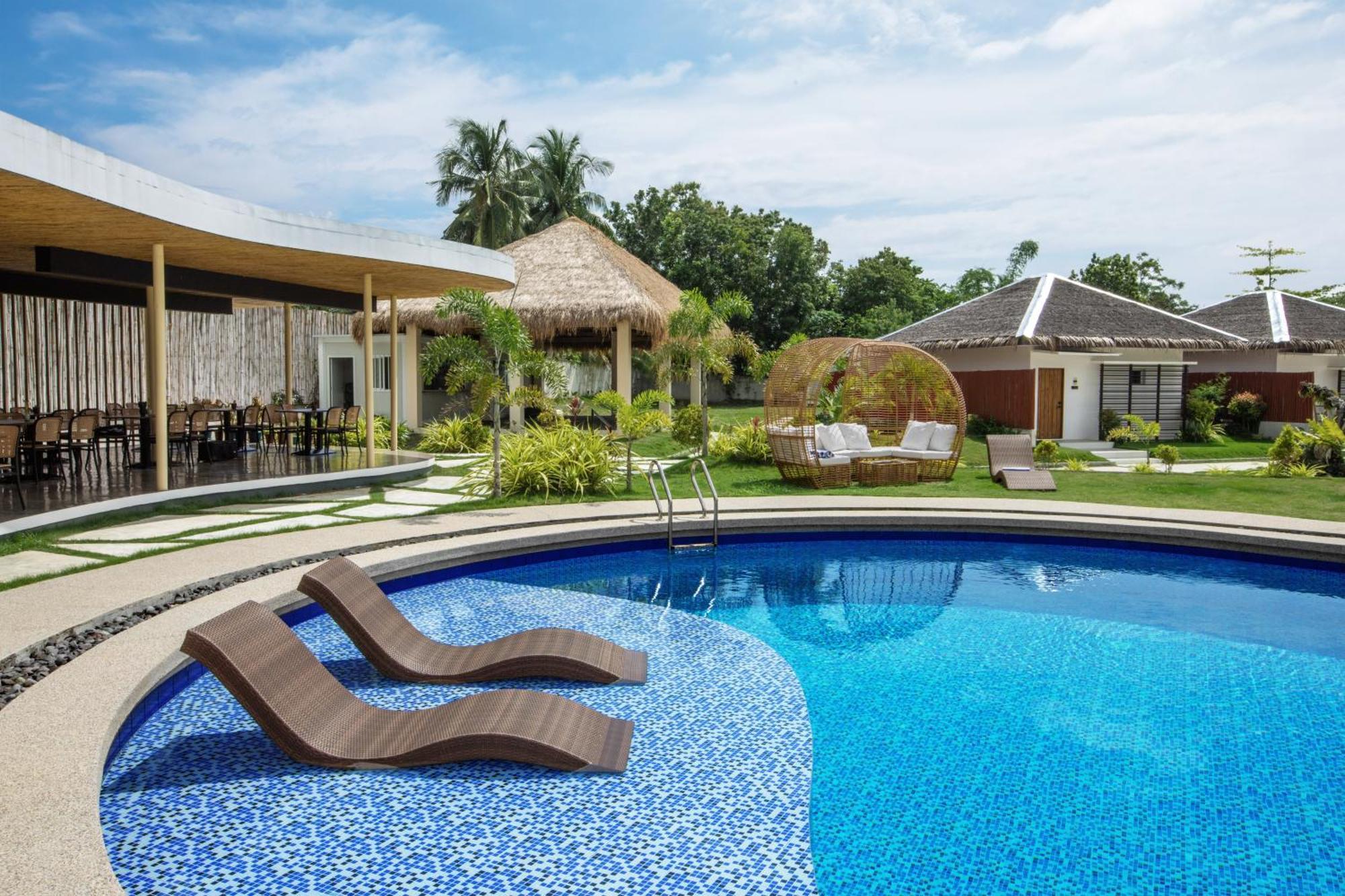 Secret Garden Resort & Villas Panglao Island Biking Екстериор снимка