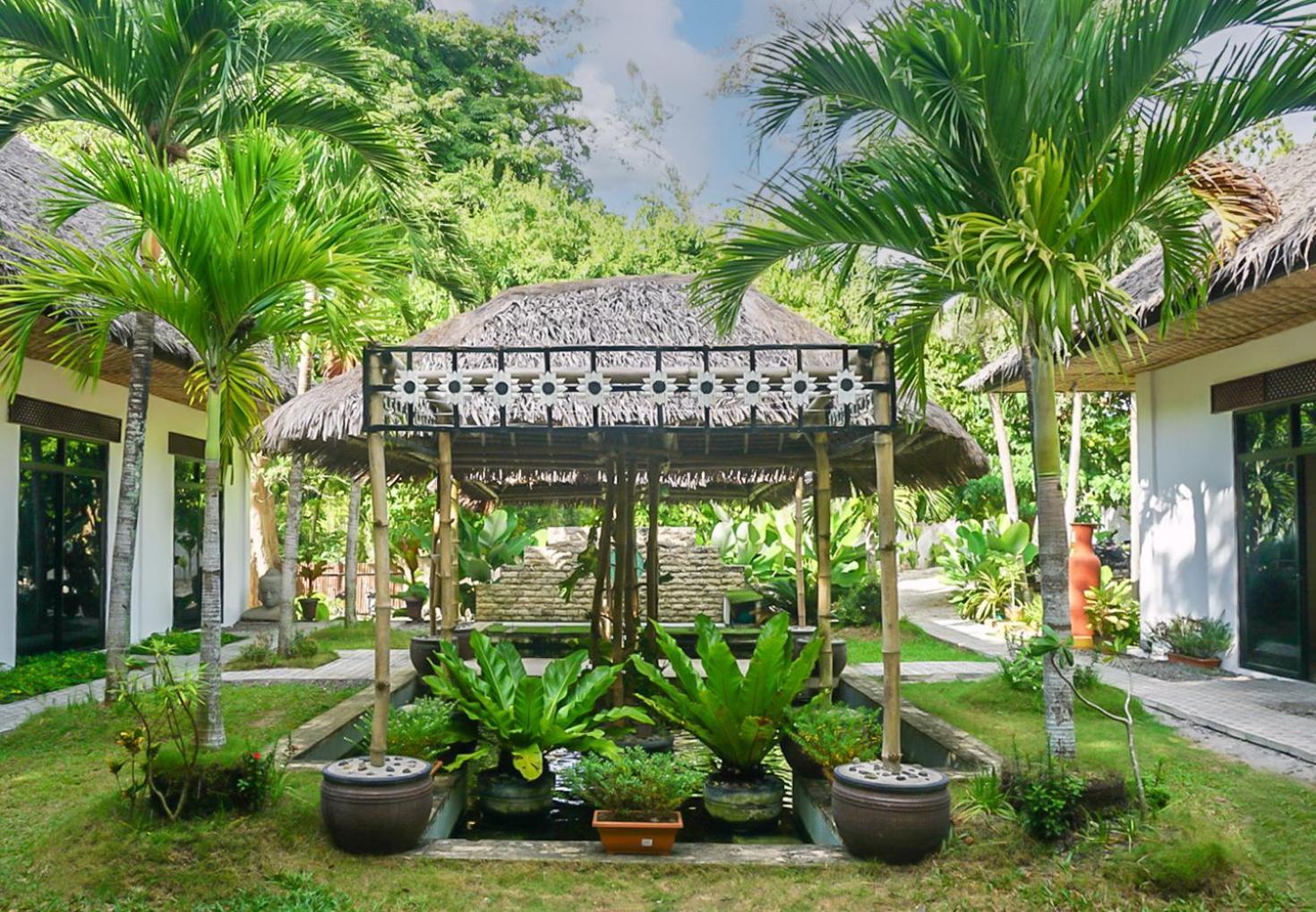 Secret Garden Resort & Villas Panglao Island Biking Екстериор снимка